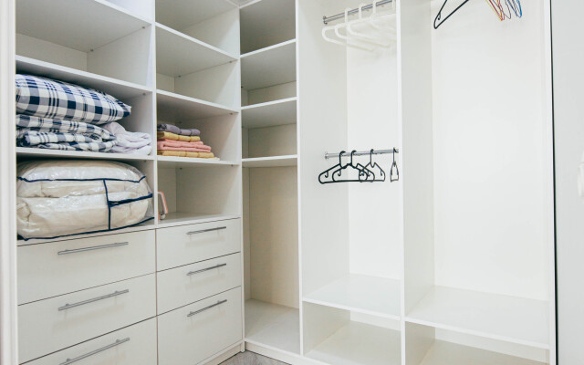 Апартаменты День и Ночь на Согласия