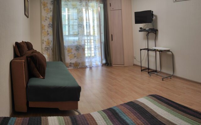 Udobnaya S Velosipedami I Pozdnim Zaezdom Flat