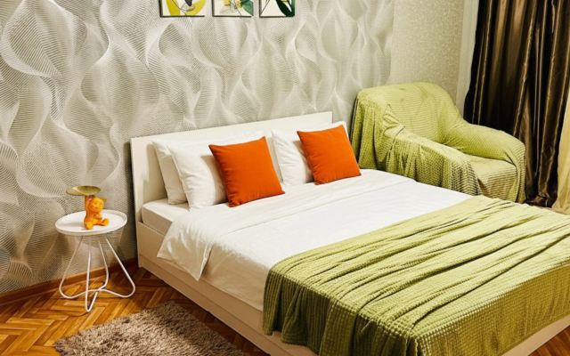 Апартаменты Комфортная двушка на Землячке