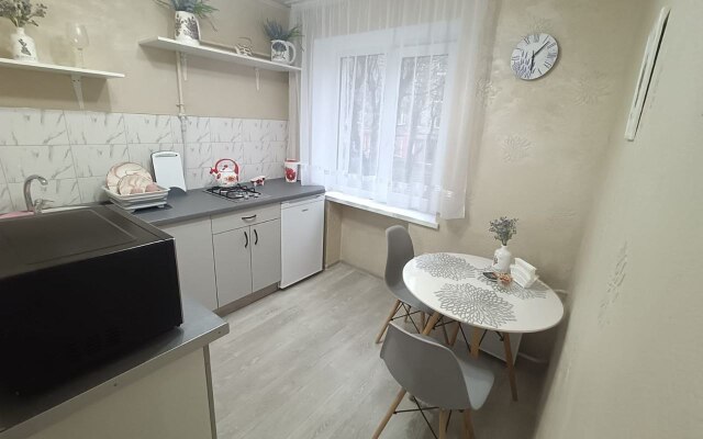 Favorite Home Proletarian 49 Flat