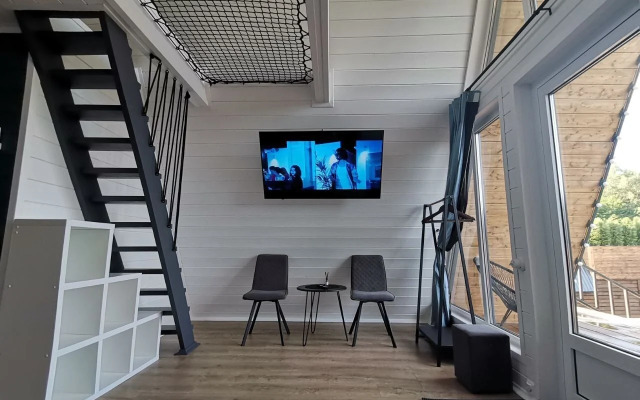 Частный Дом с Видом на Лесной Массив