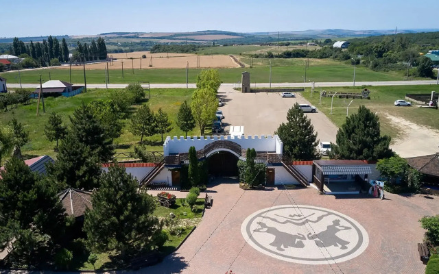 Cherkesskij Aul Hotel