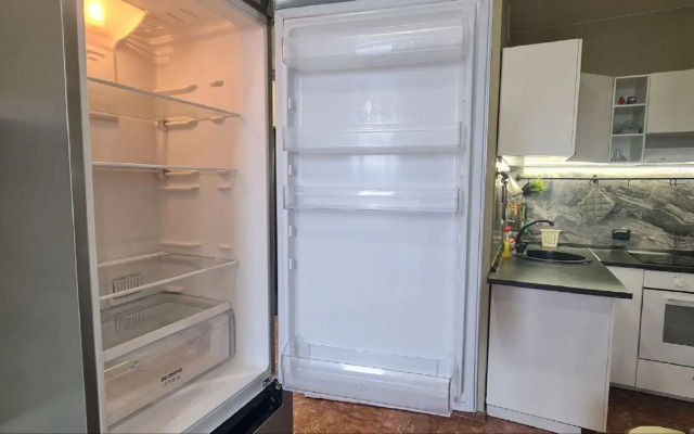 Ozyornaya 3 Flat