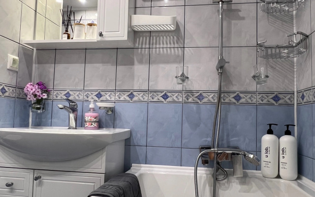 Na Naberezhnoy s Vidom na Zaliv Flat