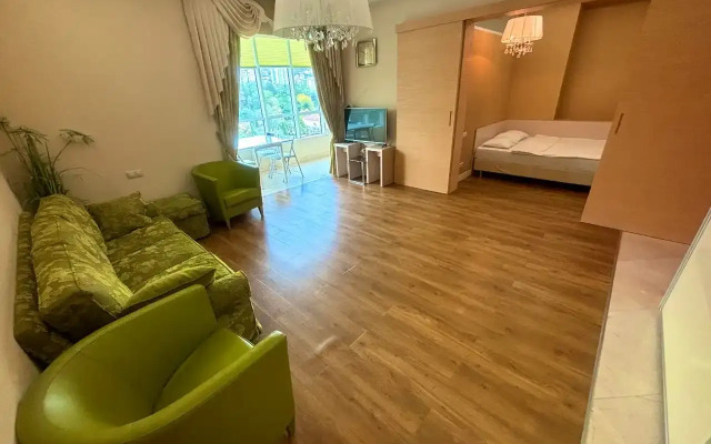 Kurortny Apartment 8