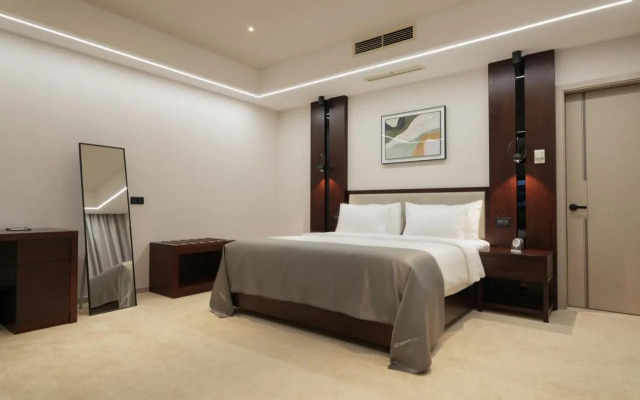Mounthree Resort Hotel