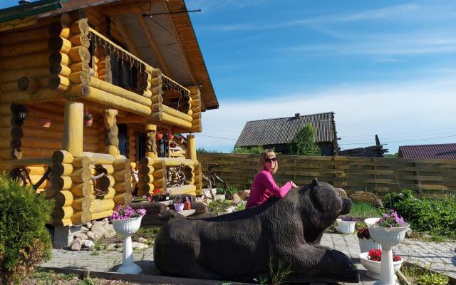 Гостевой дом Домик у медведя