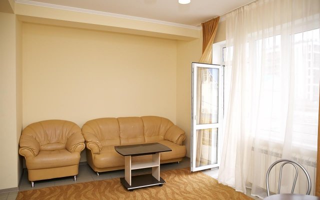 Lazur' Kurortnij Hotel