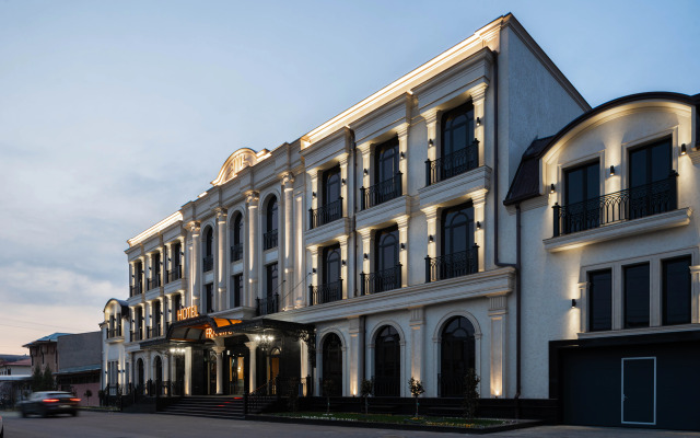 FRANKFORT Expo Hotel&Spa