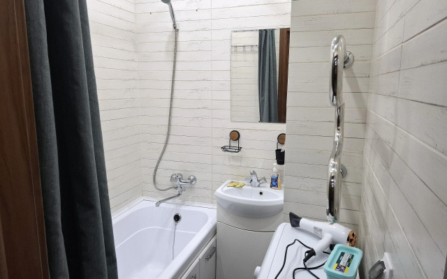 Uyutnaya vozle MNTK Mikrokhirurgii glaza imeni Fedorova Flat