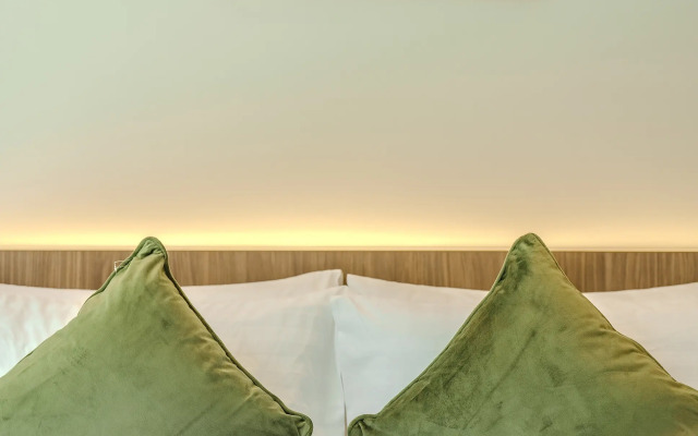 Aileen Layan 6 Villa