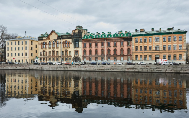 Svetlaya i Uyutnaya Kvartira v Samom Tsentre Flat