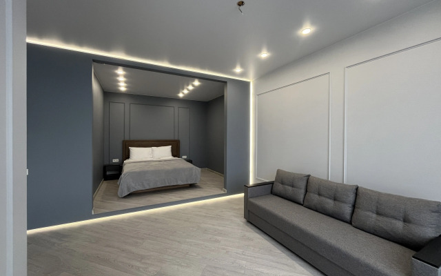 Unique Apart Golubika na PriTomskom ryadom s Kadetskim uchilishchem, LDK i Moskovskoi ploshchadyu na 16 etazhe Na Pritomskoj 31/1 Apartments