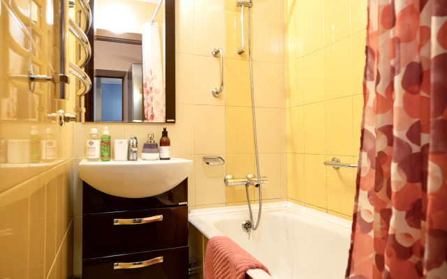 Квартира Цветная с видом на скверы