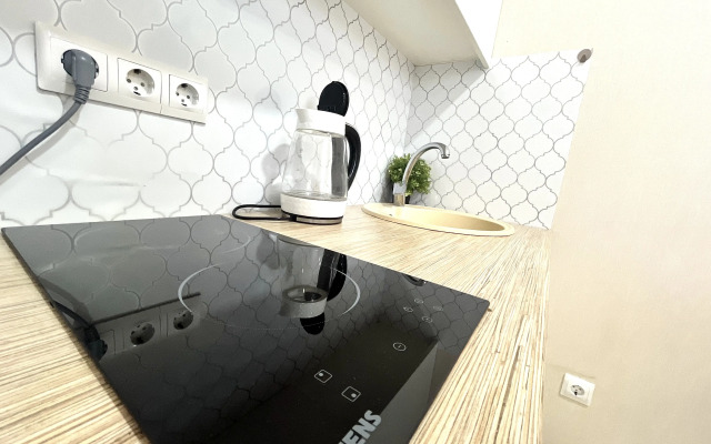 Studiya s Balkonom i Vidom na More Apartments