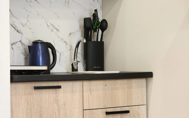 Prostornaya Studiya S Balkonom Flat