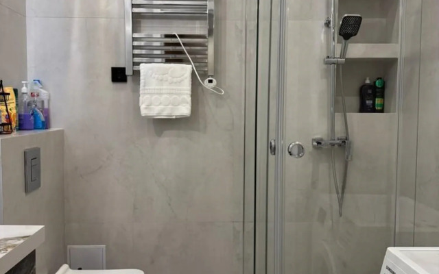 Na Ulitse Rozybakieva 217 Blok 9 Apartment