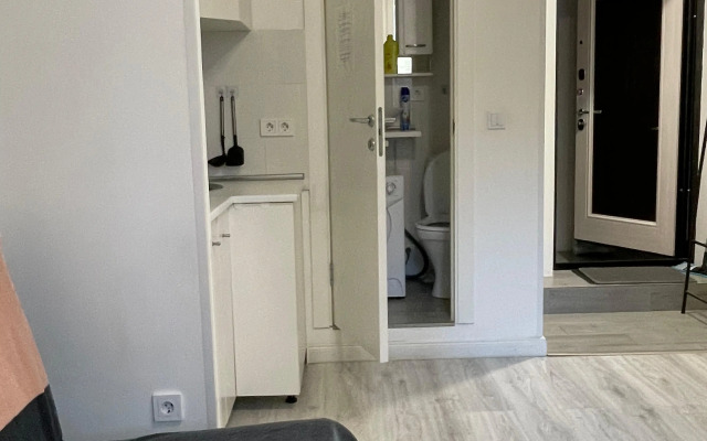 Na Ulitse Lyotchika Ulyyanina 7 Flat