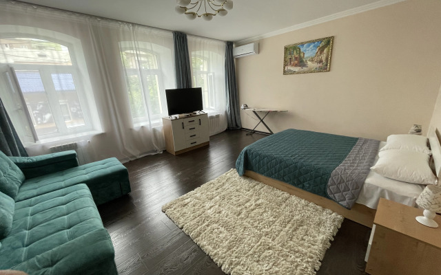 Квартира Уютная 2-х комнатная посуточно в самом центре Владикавказа