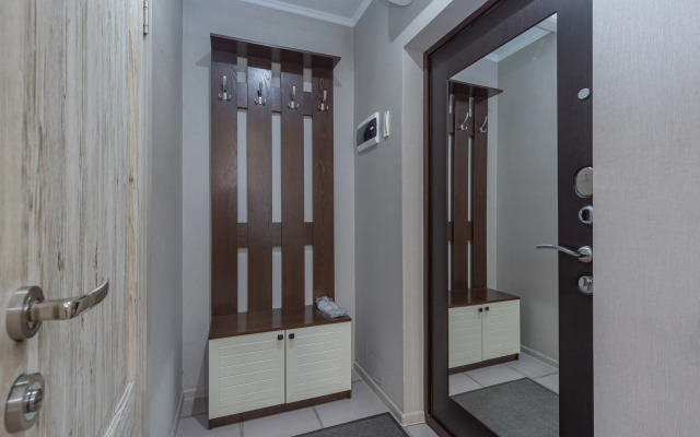 Na Naberezhnoy Apartments