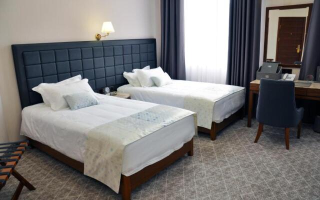 Parliament Palace Hotel