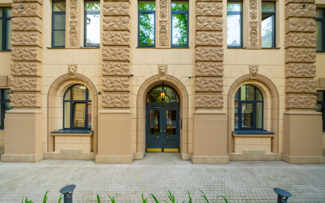 El&T 10 Apartments