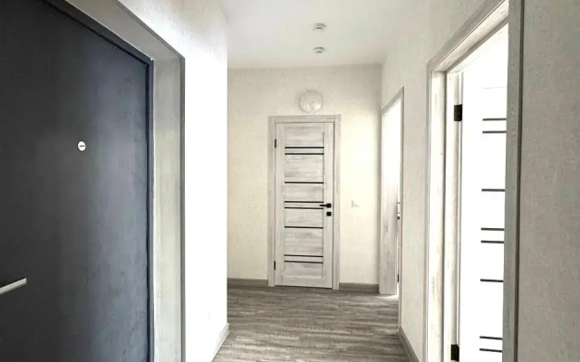 Ryadom s Bobrovym logom Flat