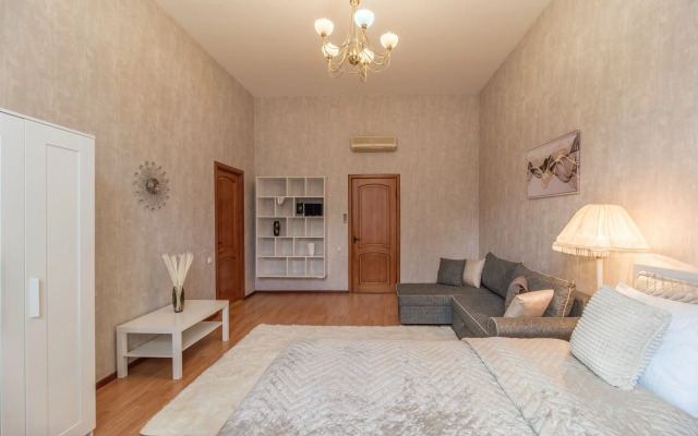 Sovremennye u Kazanskogo sobora Apartments