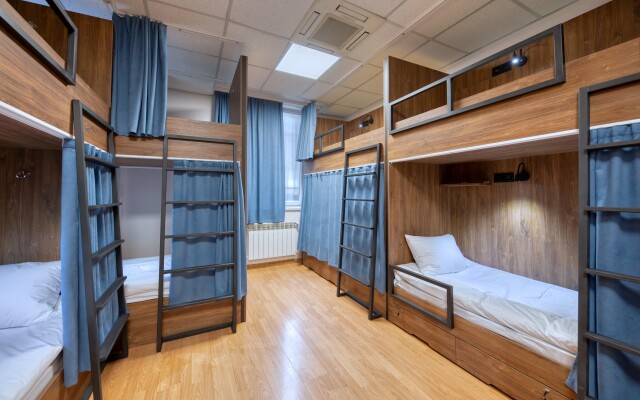 Tropica Inn Hostel