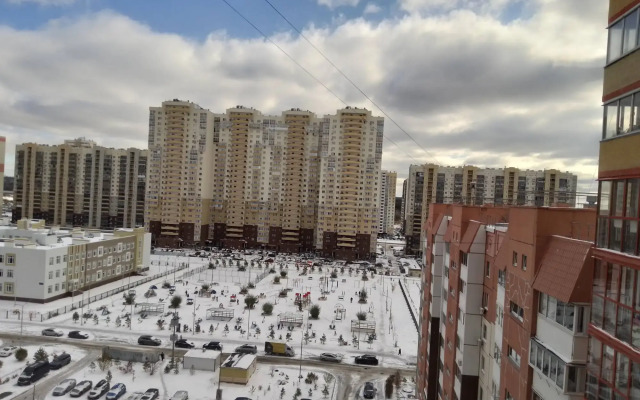 Brauni V Akadem Riversaid Apartments