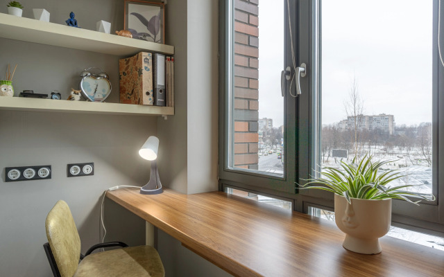 Dizaynerskaya Na Naberezhnoy Nevy Flat