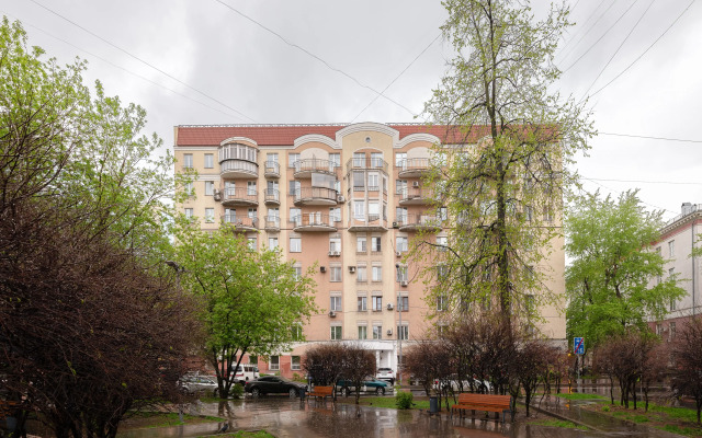 Dva Goroda U Metro Varshavskaya Apartments