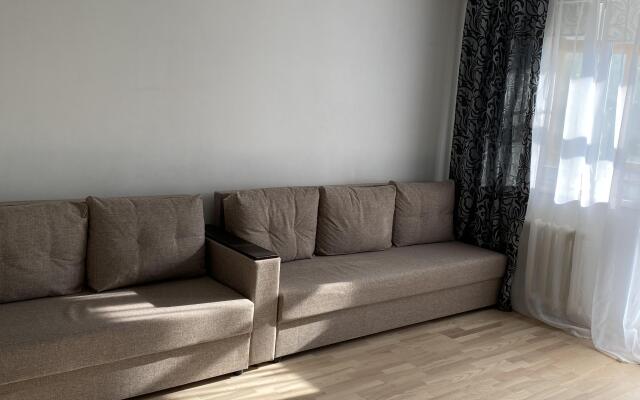 Квартира Ванеева 110/30