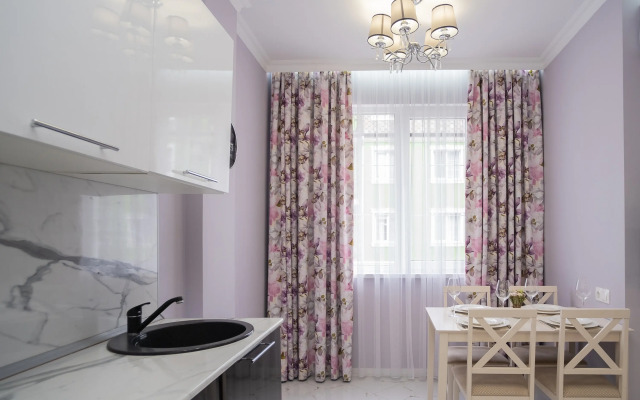 Red Apartments Art Layt Siti Molison Apartments