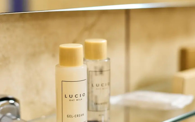 Отель Бизнес-отель Времена года Таганская