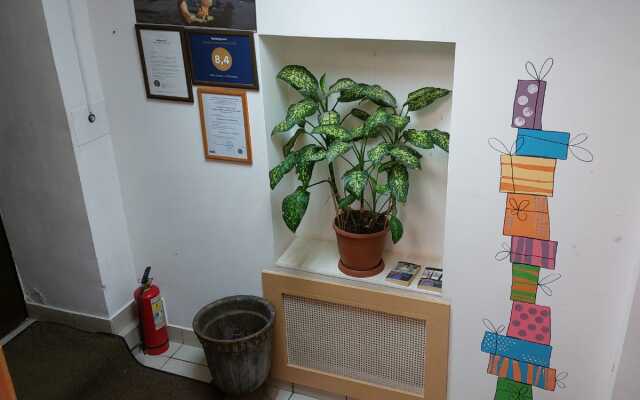 Mayak Na Naberezhnoy Hostel