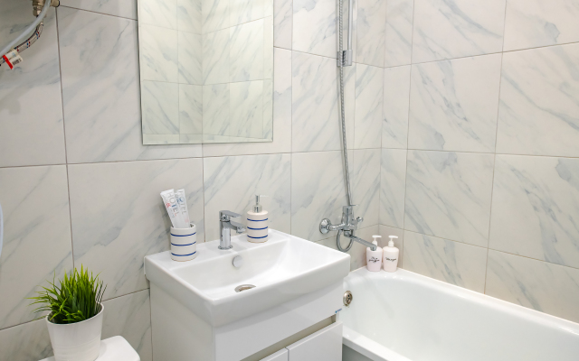 Апартаменты TopHouse на Брянской 18 двухкомнатные