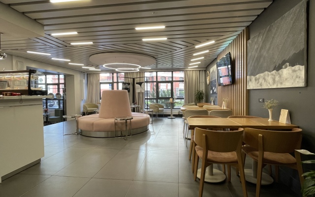 Апартаменты Двухкомнатные апартаменты с видом на Троицкий Собор