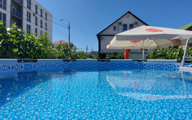 Mantarini Guest House