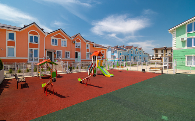S Kruglogodichnym Basseynom I Prekrasnym Vidom Apartments