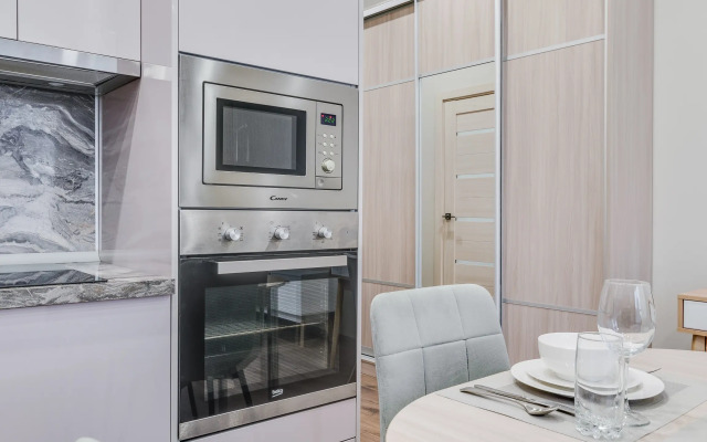 Апартаменты Дизайн Студия с ванной и видом во двор