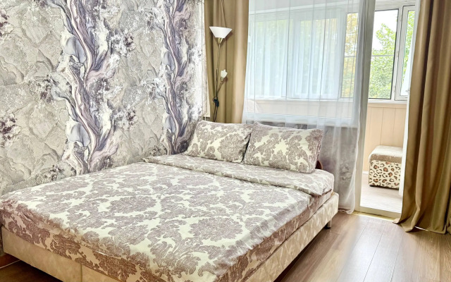 2-Kv V Tsentre Sochi Dlya 5 Chelovek Flat