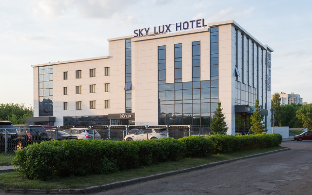 Отель Sky Lux Hotel&Spa