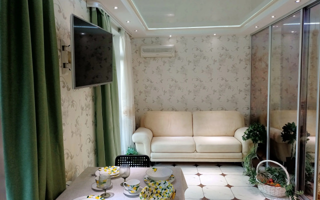 Na Pereletnoy 34 Apartments