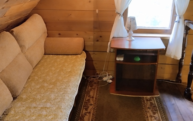 Частный дом Дом у реки в английском стиле