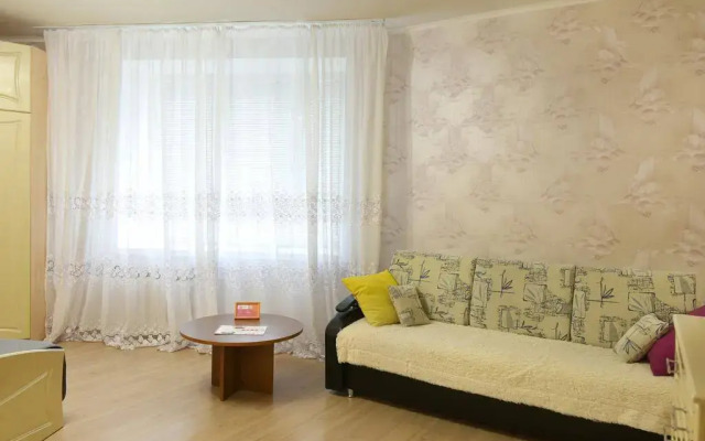 Квартира Семейные апартаменты на Чистопольской