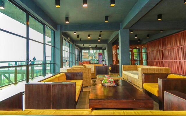 Oak Ray Tea Bush Ramboda Hotel