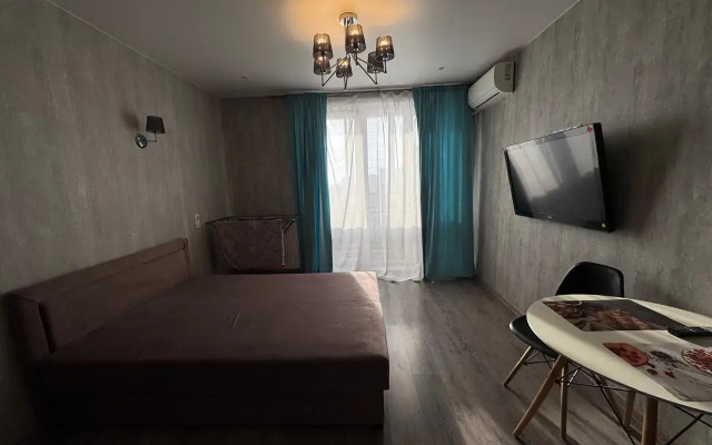 Studiya, Zaparina 111, 9 Etazh Flat