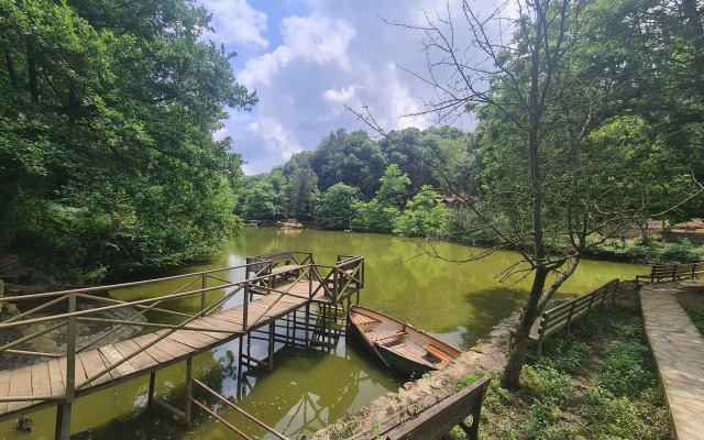 Polonezköy Country Club & Accommodation in the Wildlife Park