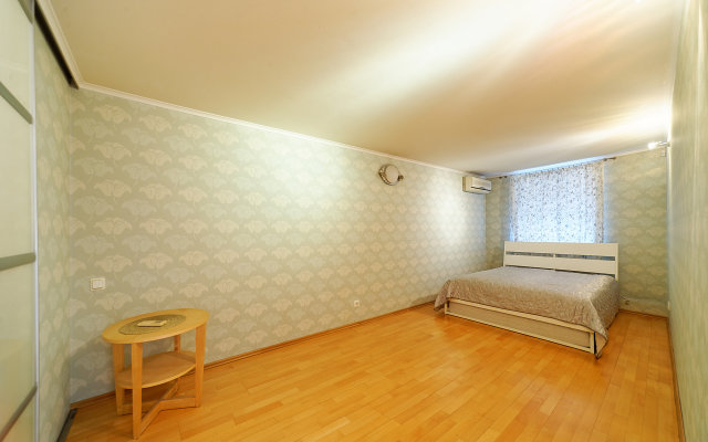 KvartirnikN Nevskiy 32 Apartments